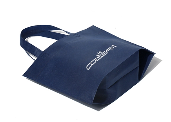 Eco Friendly Non Woven Shopping Bag Laminated / Unlaminated Cover With Logo Printing