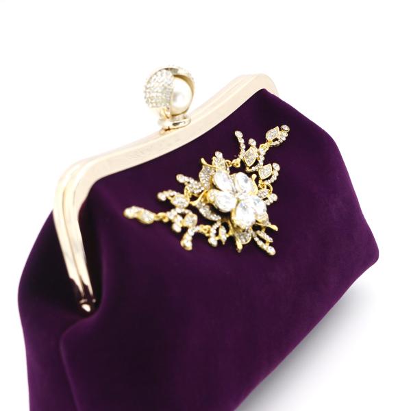 Purple Velvet Fabric Evening Clutch Bag For Women Flora Diamond Decoration OEM