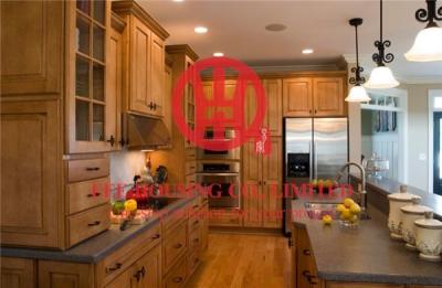 Modern Elegant Solid Wood Kitchen Cabinet with Excellent Design and Quality