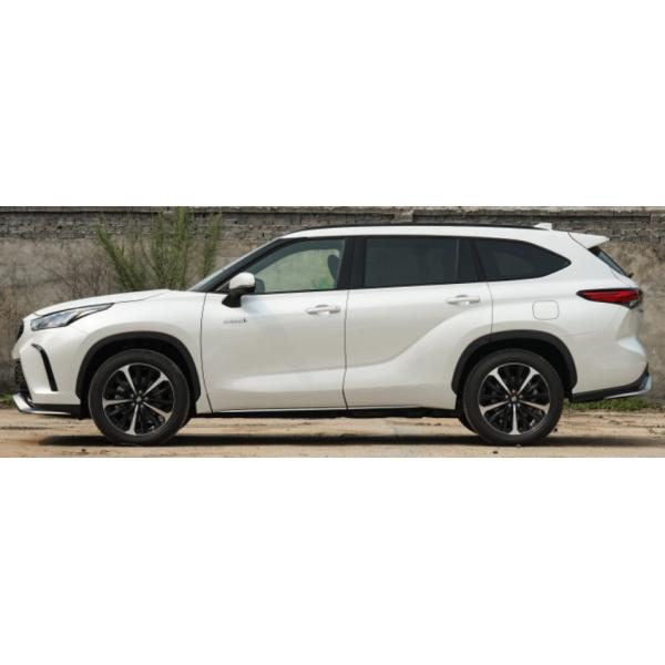 Автомобиль 2023 наградной версии четырехколесного привода КРОНЫ KLUGER 2.5L HEV ТОЙОТА средний