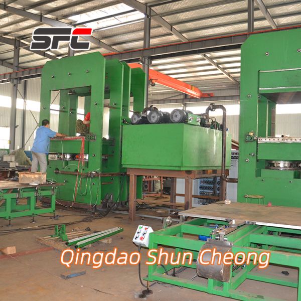 PLC Control Hydraulic Vulcanizing Press Machine with Customized Size and 0-100MPa Pressure Range
