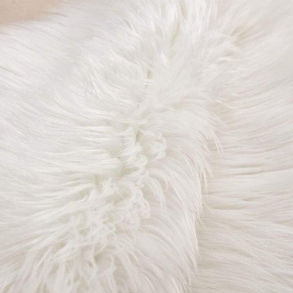 Cloud Faux Fur Floor Rug , Soft Faux Fur Rug Classic Cream White Non Slip