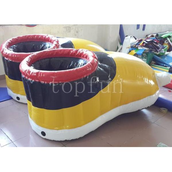 Sapatas infláveis amarelas do PVC para o campo de futebol inflável interessante de passeio da raça