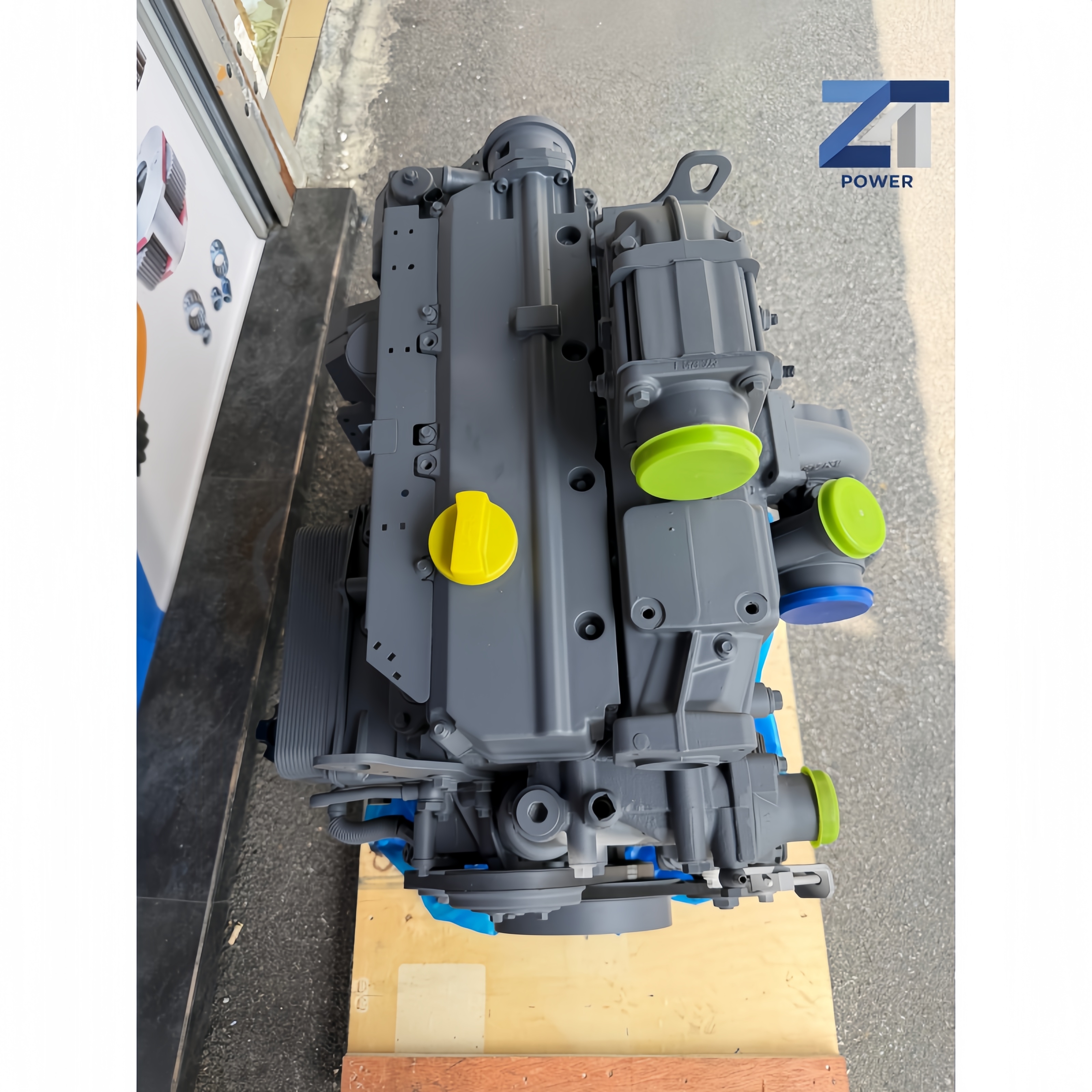 BF4M2012C BF4M2012 BF4M1013EC Complete Engine Assembly with Euro 5 Emission and Forced Lubrication for Long Lifespan