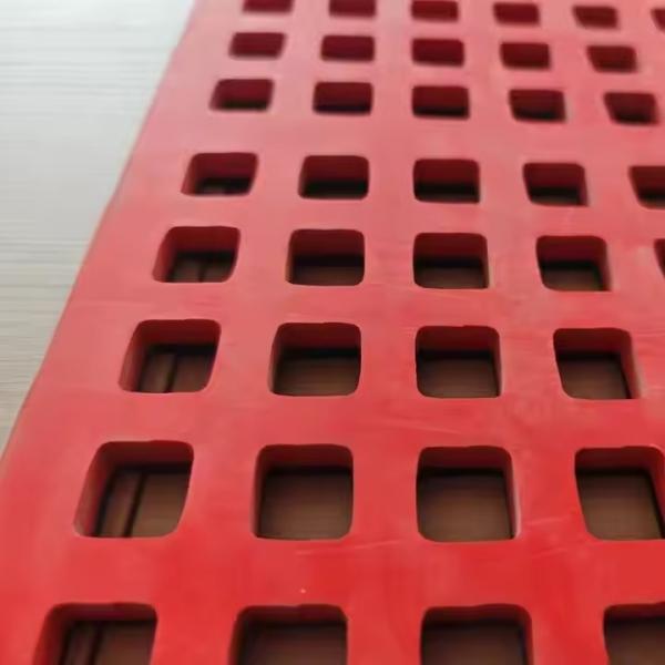 1.25m タイヤゴムスクリーンマット 鉱石加工用の厚さ8mm