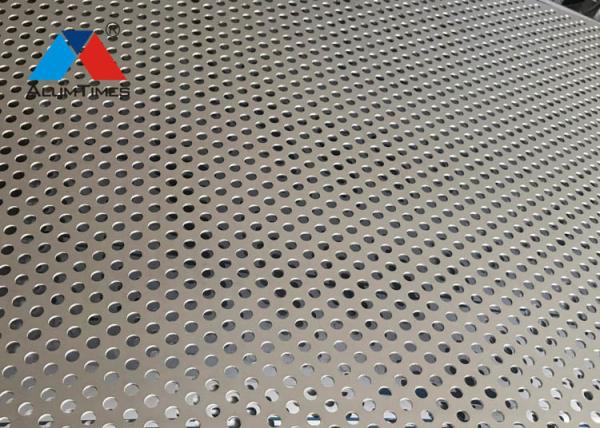 Chapa metálica de alumínio perfurada 3mm grossa resistente do tempo para a fachada do restaurante