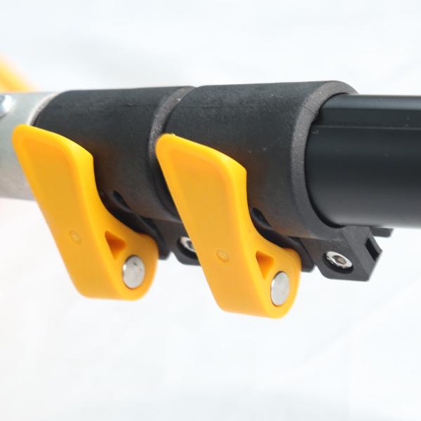Lightweight Single Rotating Disc Solar Panel Cleaning Brush OEM Supported Water Pipe and Water Pump