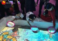 les enfants interactifs de projection de 3D AR parquettent la machine de jeu d'étang de sable avec l'affichage d'OLED