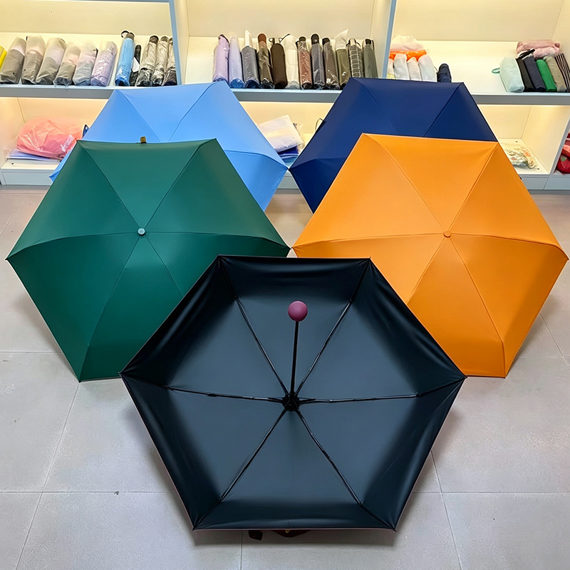 In-Stock Clearance 5-Fold Compact Umbrella with UV Protection and 19