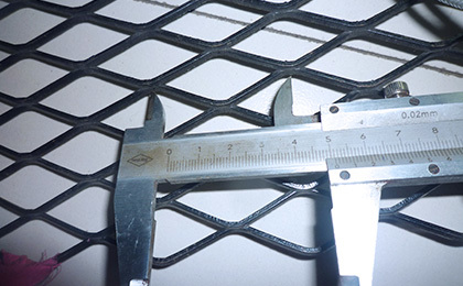 Black Expanded Metal Mesh Sheet For Wall Reinforcement 1.22*2.44m
