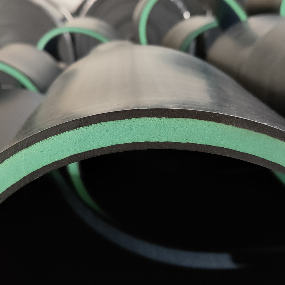 70 Shore A Hardness Rubber Skirting Board with 300% Elongation and 2.5-6.0 MPa Tensile Strength