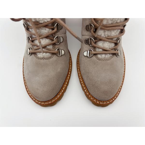 Soft Fleece Lace Up Waterproof Boots Womens Beige Ankle Boots ODM OEM