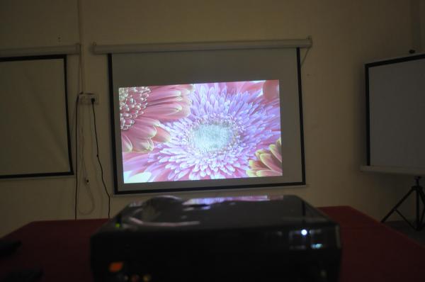 Full HD Video LED Projector Android/Wifi wireless HDMI USB for home theater 3D Cinema
