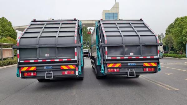Sinotruk HOWO Compressed Garbage Truck 18cbm Refuse Collection Vehicle 260HP