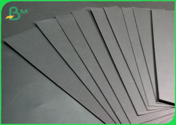 les sacs en papier noirs 1.5mm épais de carton gris de conseil de 0.4mm 1.0mm/enferme dans une boîte le matériel