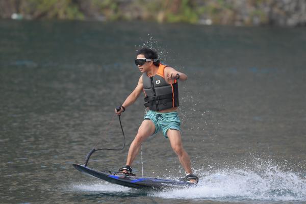 Tabuleiro de surf de fibra de carbono Unisex BluePenguin Fast Shipping Gas Powered Surfing Melhores Ofertas