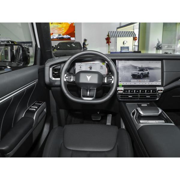 Deepal G318 Full Electric Car has a 14.6-inch large-size screen, the car system is rich in features, equipped with front and rear dual-motor four-wheel drive system