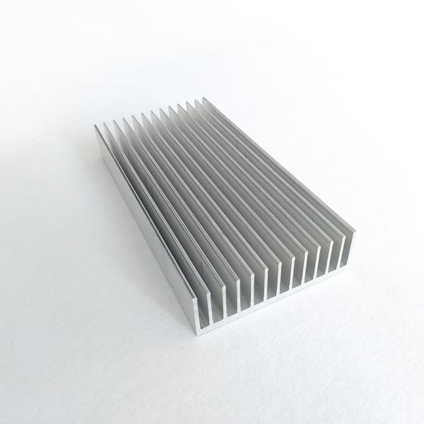 Custom Extruded Aluminum Heatsink With CNC Machining Natural Anodizing