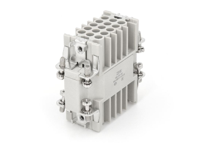 Crimping Terminal 15pin Insert 09210153001
