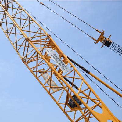 Crane hydraulique 220T utilisée pour les opérations de sauvetage d'urgence 1239t.M Moment de levage