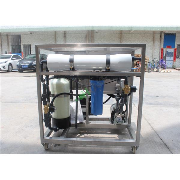 Small Ro Seawater Desalination Plant / Reverse Osmosis Drinking Water Treatment System