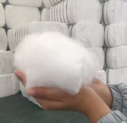 Fibre de nylon teint en masse pour textiles haut de gamme Excellente capacité de teinture Éco-certifié Spécifications complètes Excellente aptitude au traitement