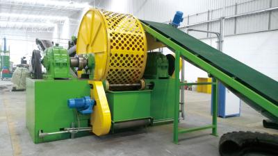 Máquina Shredding do pneu inteiro industrial com estrutura simples