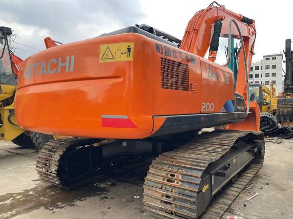 Used ZX200 Hitachi 20 Ton Excavator In Good Condition For Sale