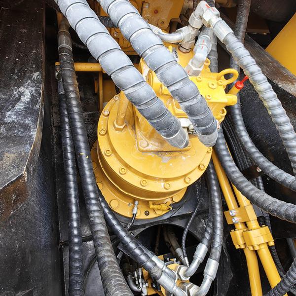 SY305 Used SANY Excavators 210kw Rated Power Large Size Digger High Efficiency