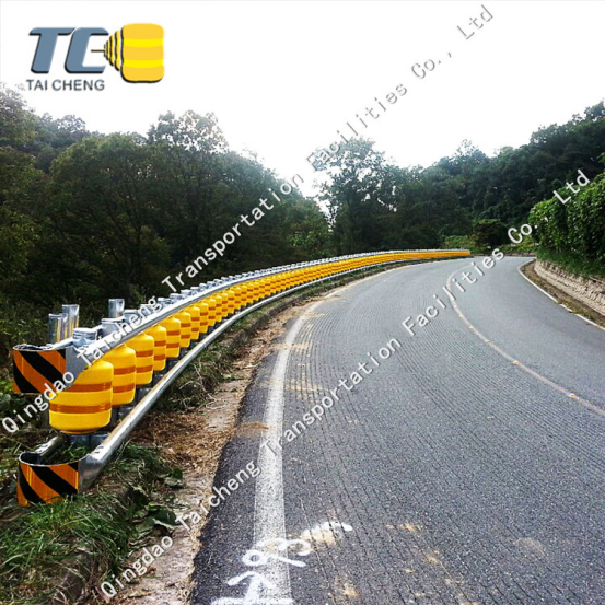 Roadway Safety EVA Buckets Rolling Guardrail Barrier For Highway