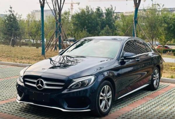 Mercedes-Benz Classe C 2017 C 200 L Sports Edition Beijing Benz Carro de tamanho médio gasolina 2.0T 184 cavalos L4