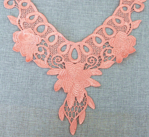100%Polyester Water Soluble Embroidery  Pajams Collar Lace  Necklace Decoration