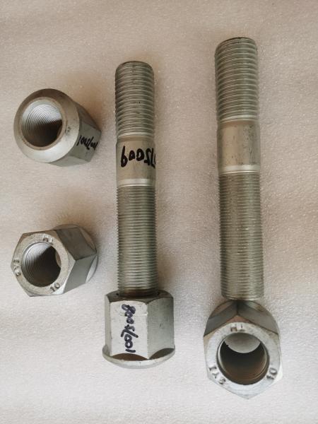 10075009  Stud Double Head Bolt RSC45.8-6A Rear Wheel For SANY Reacher Stacker