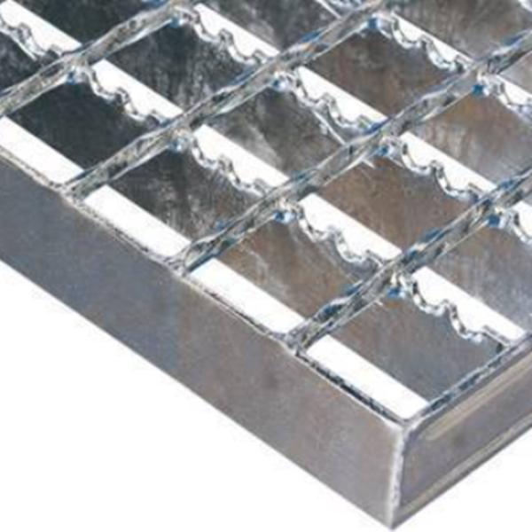 Anti deslizamento W325A/1 que solda carregando o metal serrilhado barra que raspa para a plataforma da passagem