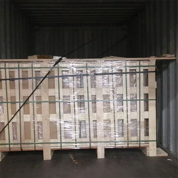 Polished Edge Transparent PV Glass UV Resistant Clear Glass Solar Panels 3.2mm