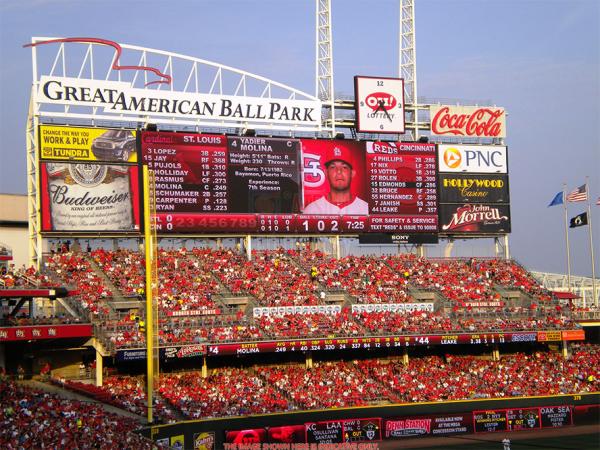 P6.67mm Stadium LED Banner Display High-Definition Advertising LED Video Billboard Wall