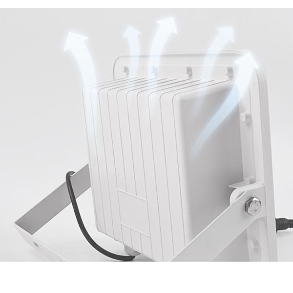 Садовничает солнечный приведенный в действие дом 24000mAh освещает пластиковое снабжение жилищем 300W