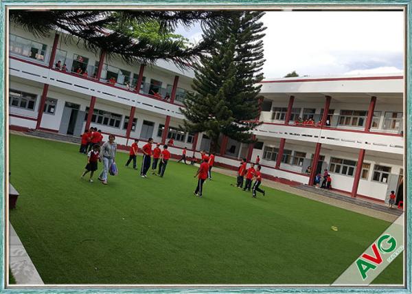35 MM Pile Height Outdoor Artificial Grass Highly Durable Under Constant Pressure
