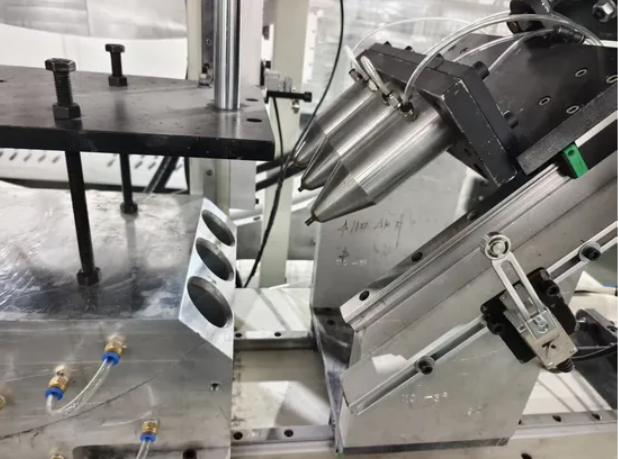 Semi-Automatic Plastic Pipe Bending Machine PVC Pipe Bender Machine UPVC Elbow Making Machine