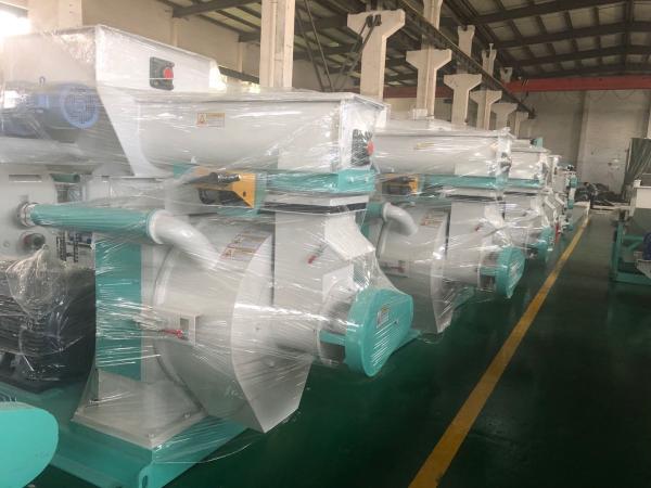1.5-2th Ring Die Pellet Machine Rice Husk Biomass Wood Pelletizer In Vietnam