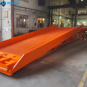 Hydraulic Unloading Mobile Boarding Bridge Foldable Dock Ramp for Container