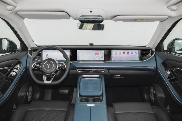 2024 Hybrid SUV Electric Car Dual Motor Voyah Dreamer Car 4WD Voyah Free Cltc 210km ev used cars