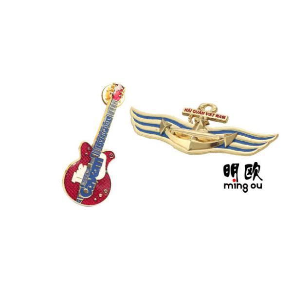 Guitar Shape collectable pin badges , lovely music lapel pins 12g Weight