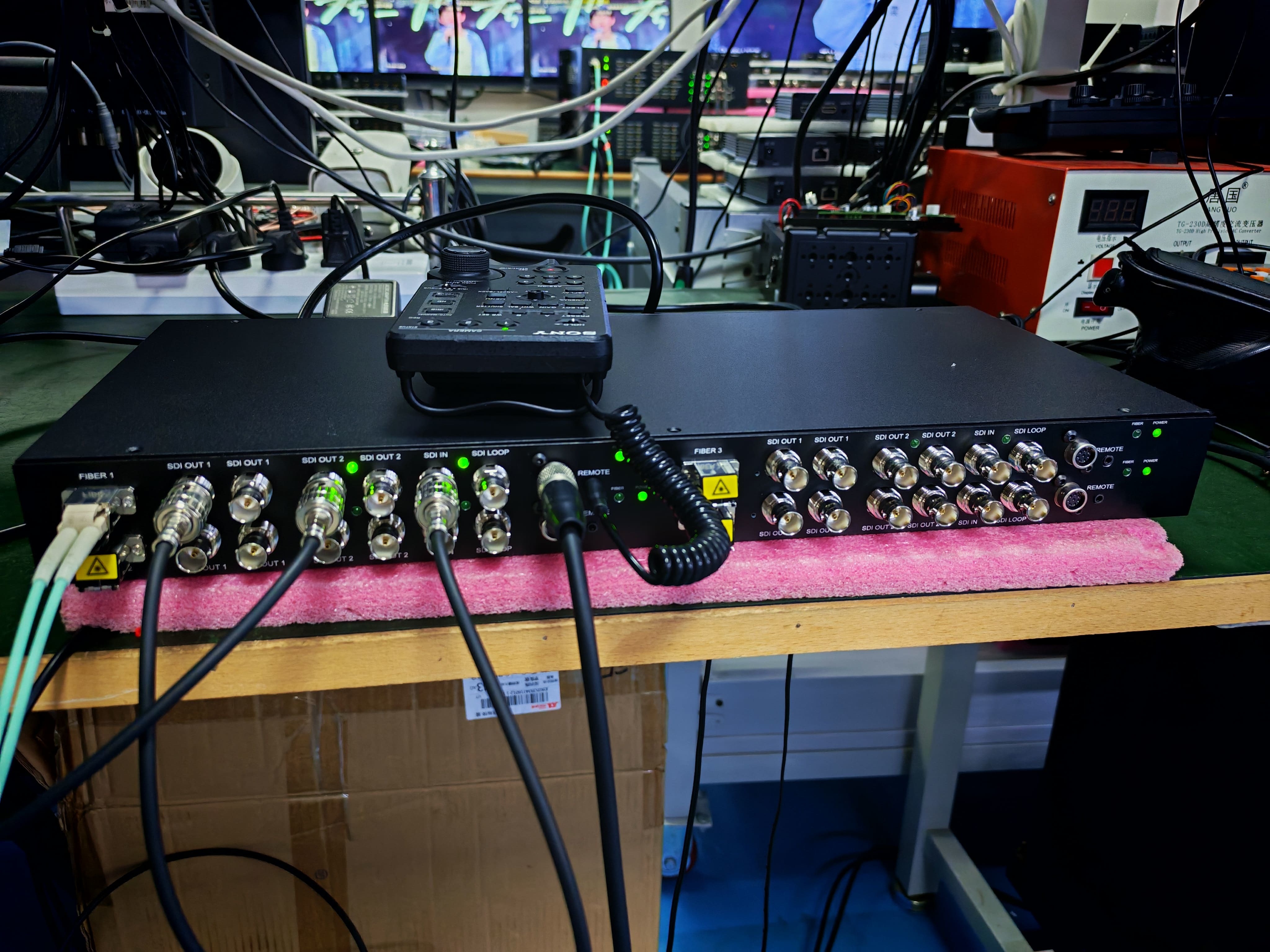 2x Bidirectional 12G SDI Video With Lanc Remote, 8-Pin Remote, Vmount Fiber Converter