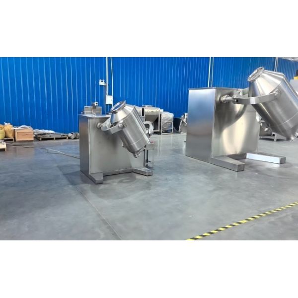 GMP Pharmaceutical Powder Mixer 3D Motion Multi Directional Industrial Mixing Machine
