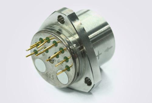 Acelerómetro de flexión de cuarzo de 50 g con vibración aleatoria de 6 g