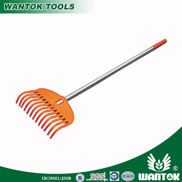 Telescopic Aluminium Handle Plastic Garden Rake for Easy Leaf and Debris Collection