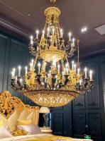 Chandeliers européens rétro personnalisés haut de gamme chandelier doré source lumineuse LED