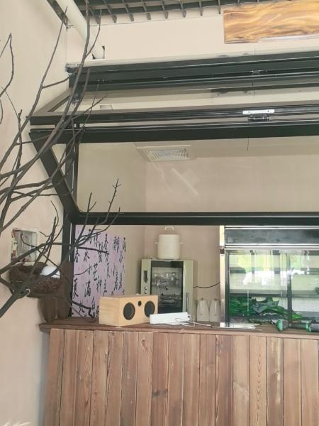 Wide-Horizon Folding Window Design Embracing Farmland Views and Sunset Vistas in Countryside Residences