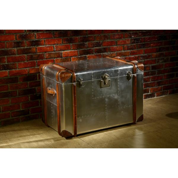 Antique Retro Decorative Storage Chest , Large Decorative Leather Trunks Copper Lock